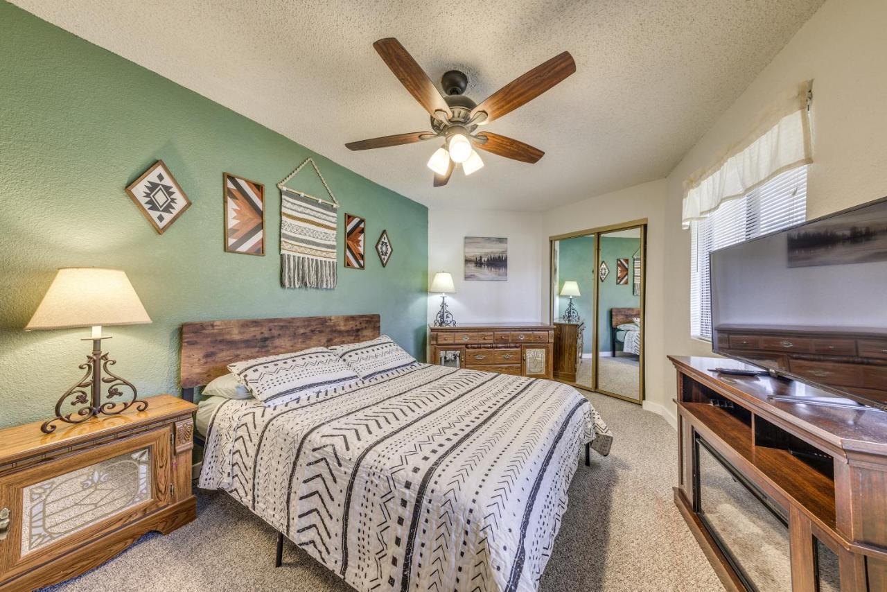 Ruidoso Home With Balcony About 16 Mi To Ski Apache! Buitenkant foto